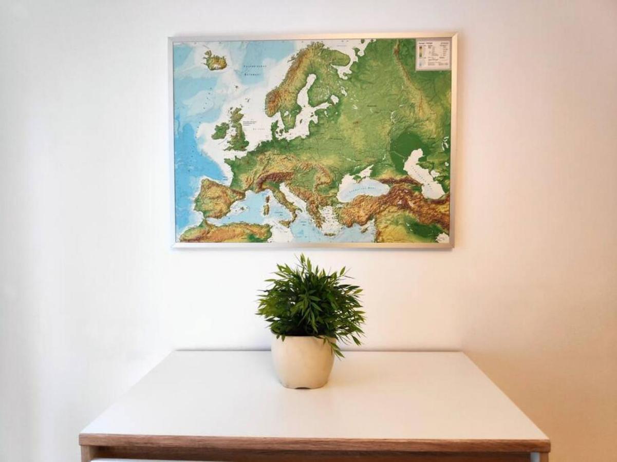 Nd Exquisites Wundervolles Ruhiges Terrassenapartment Mit Garage 비엔나 외부 사진